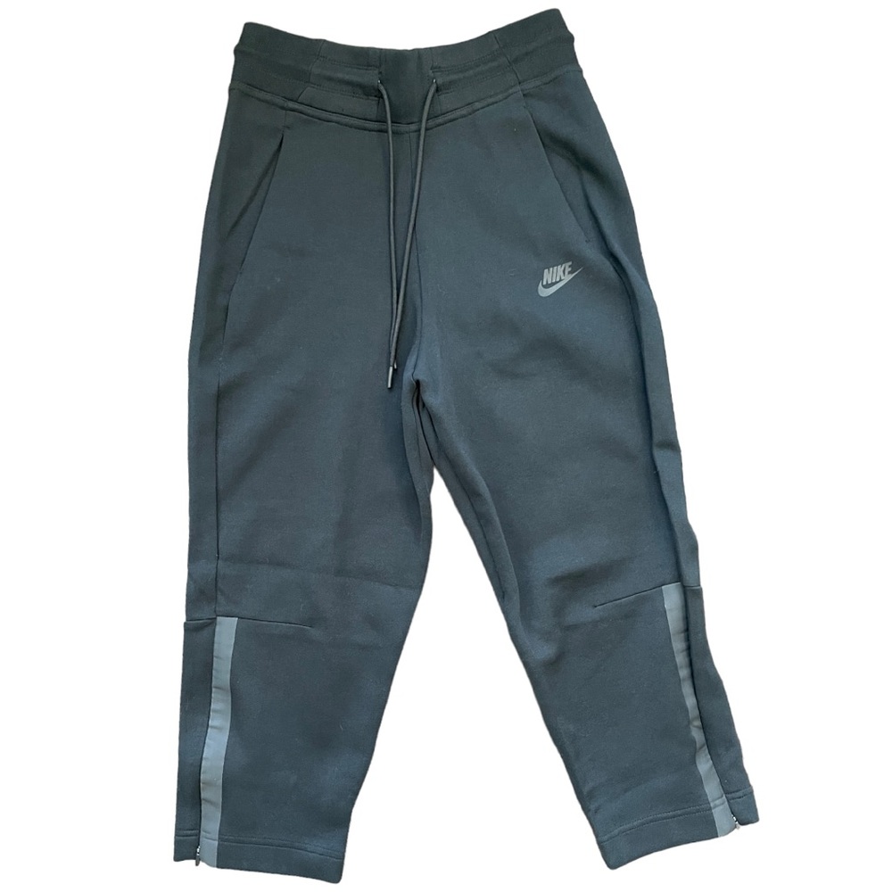 Women Nike Tech Fleece Sweatpants (S/XS)